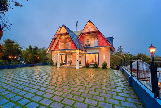 Choice Holiday Resort by VOYE HOMES
