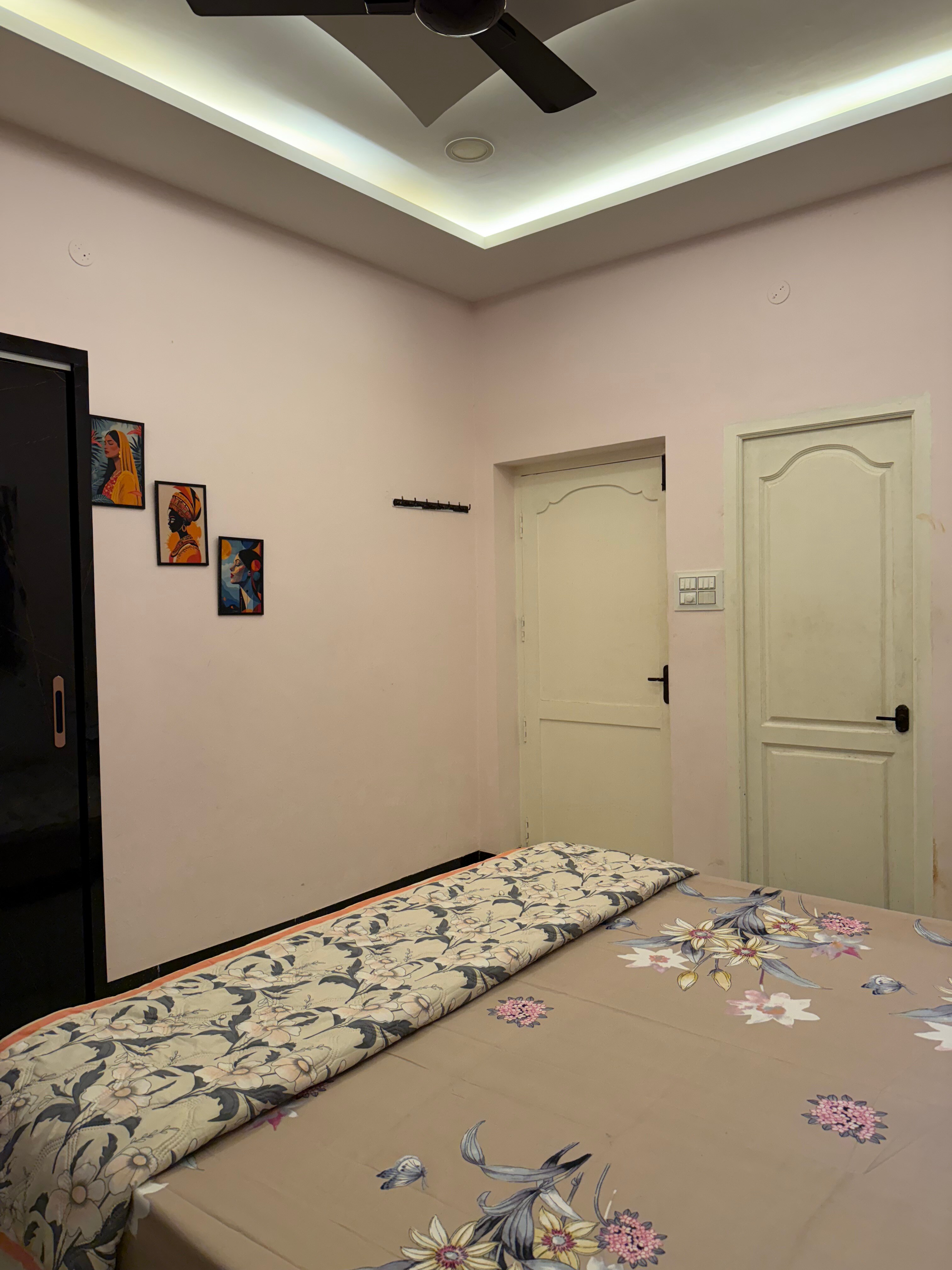 The Cozy Nest Homestay - Tap to explore photos