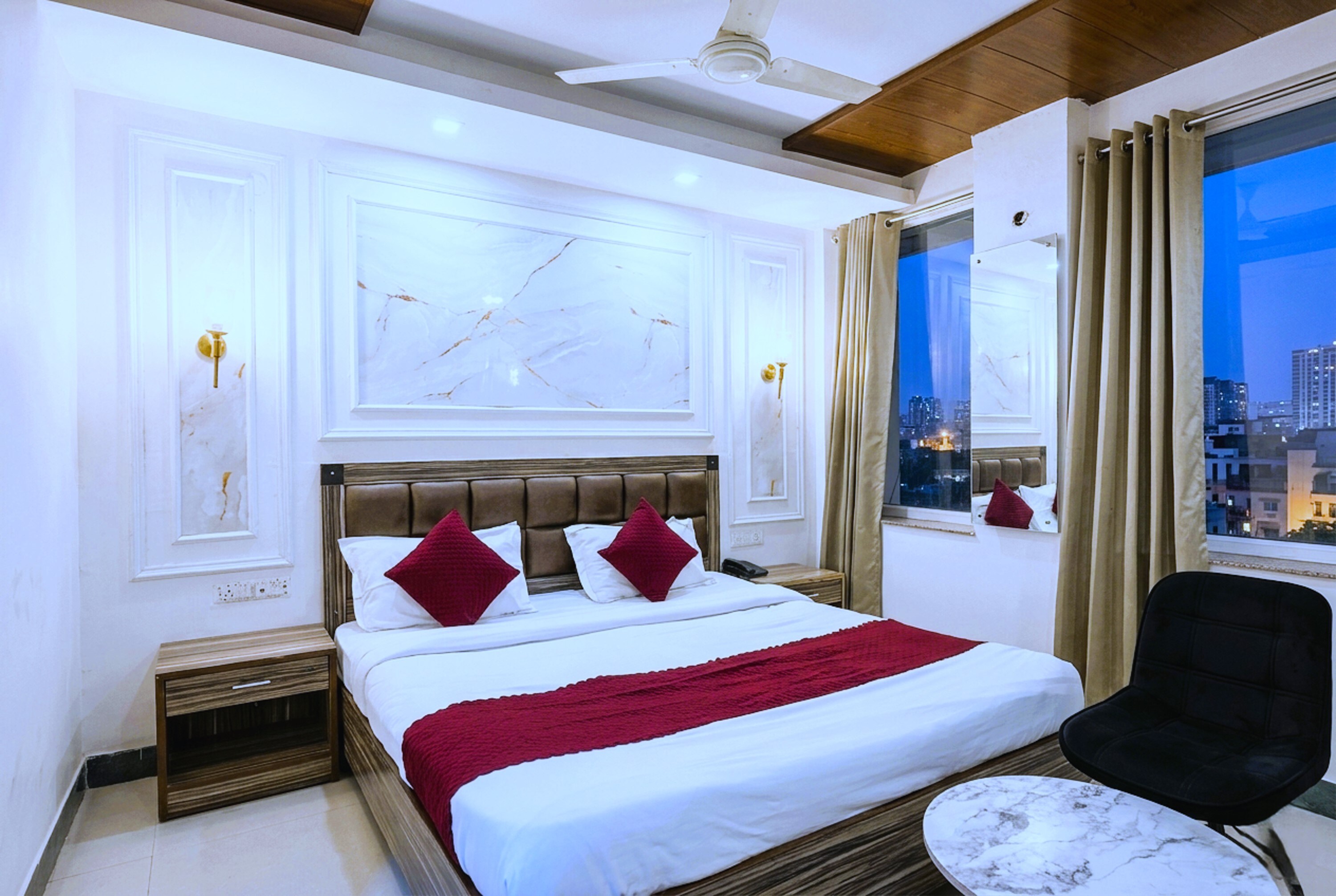 Hotel Ess Pee Grand Mohali - Tap to explore photos