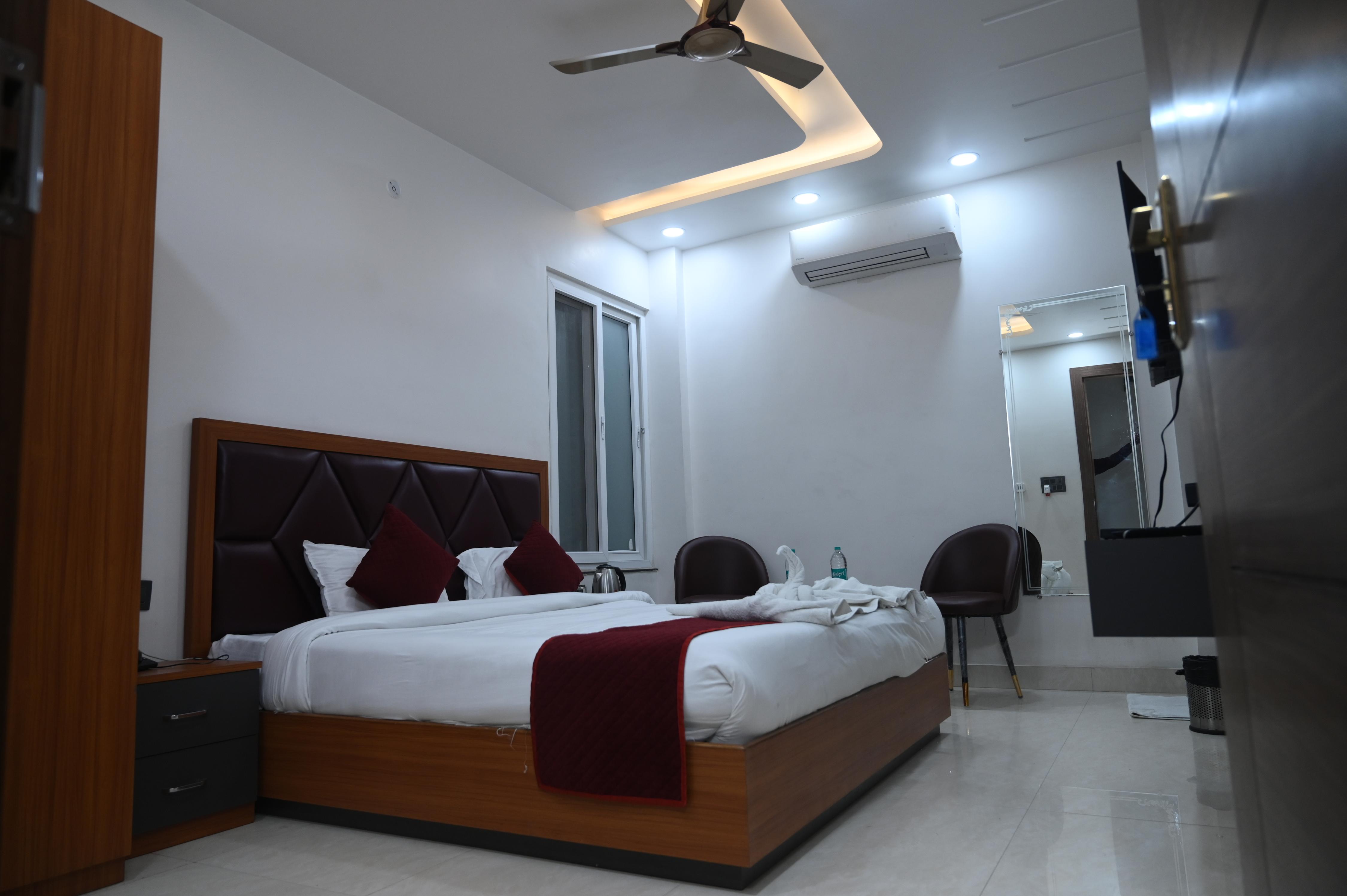 LUXURY STAY INN - Tap to explore photos