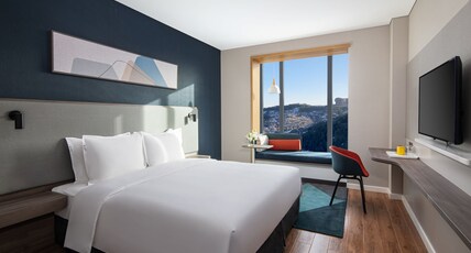 Holiday Inn Express CHENGDE PARK VIEW Room Type - 1 King Bed Standard YuanBao Mountain Vw