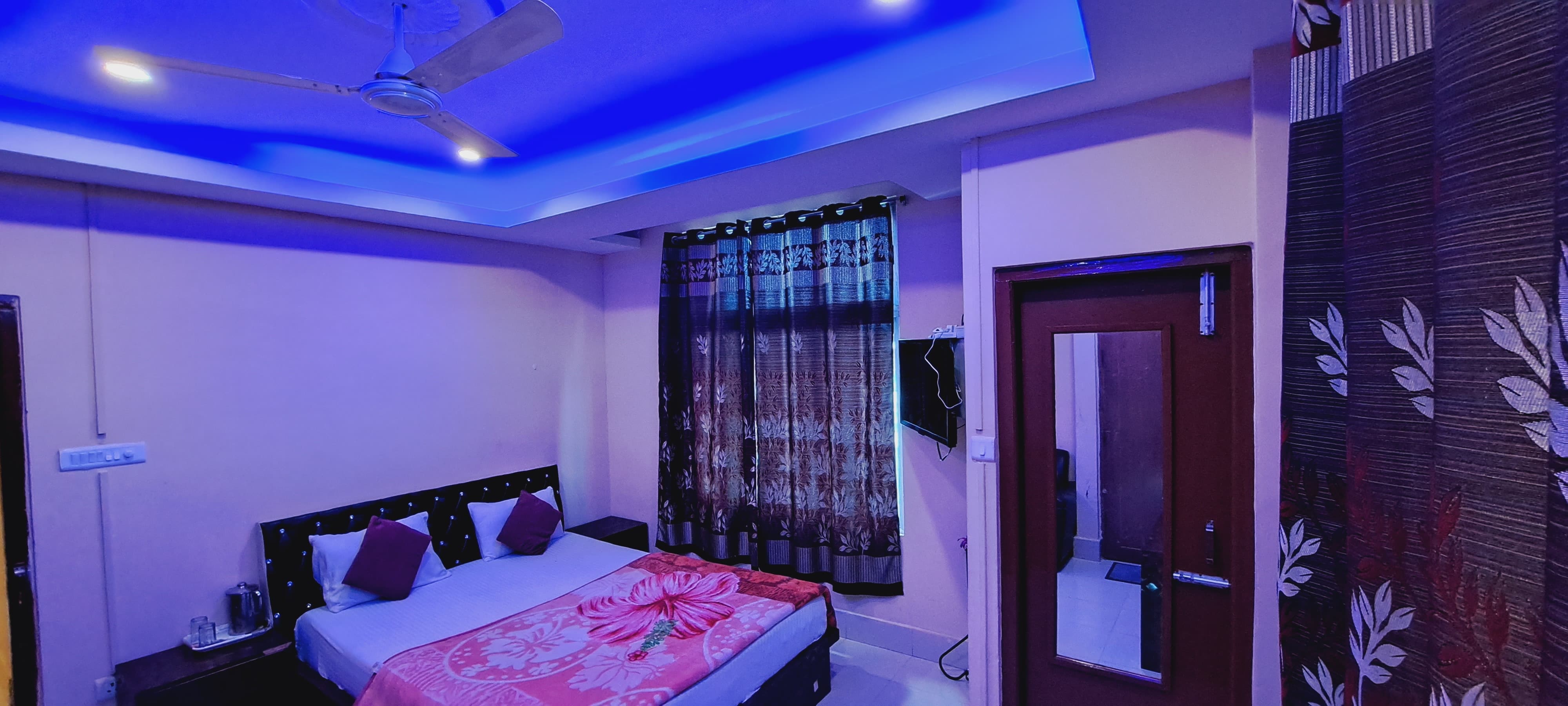 Shillong Guest House - Tap to explore photos