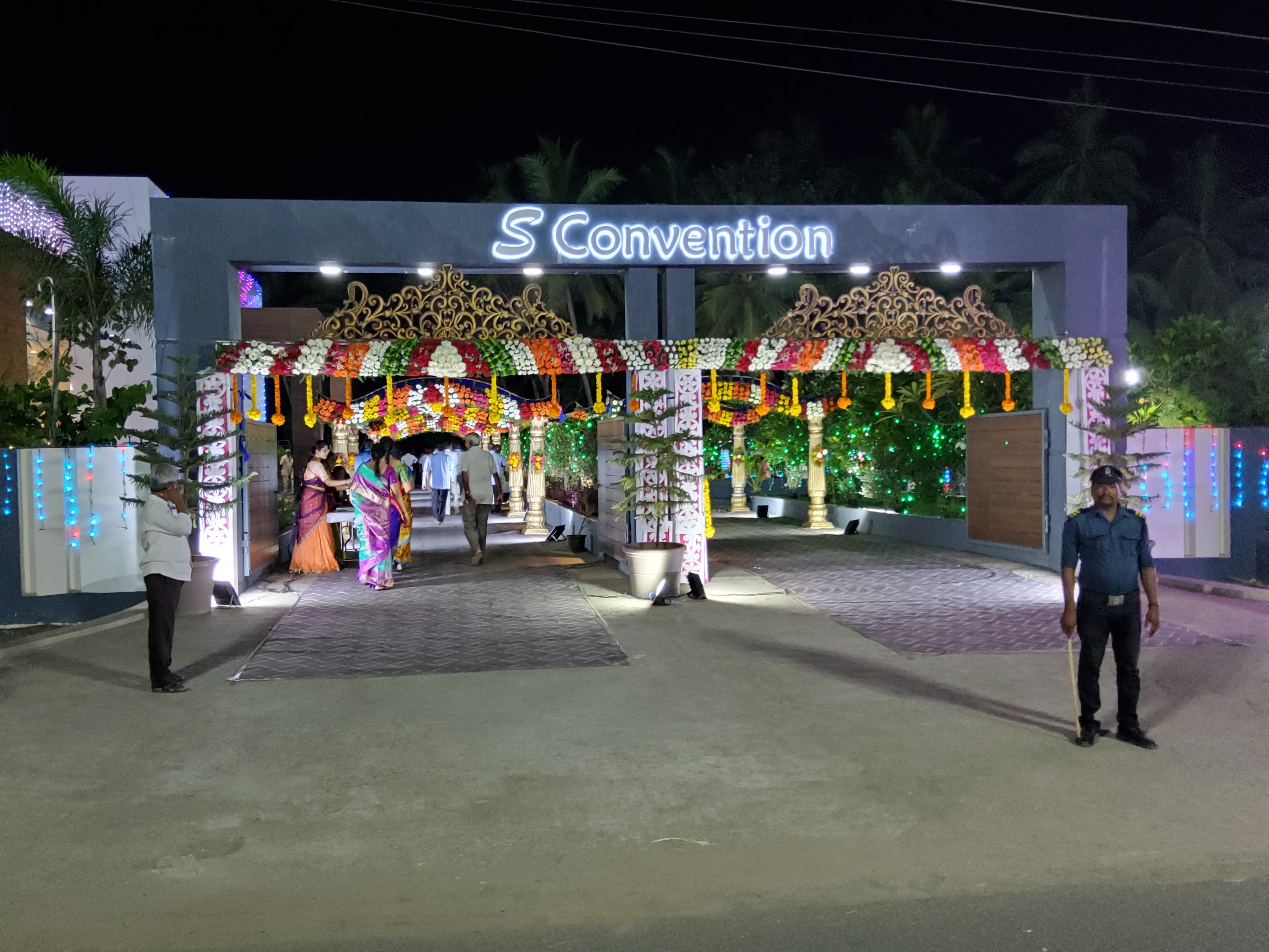 Hotel  S-INN - Tap to explore photos