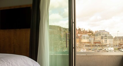 Radisson Hotel Lige City Centre Room Type - Superior Room - Balcony amp; Kitchenette 9;9;9;9;9;9;9;13;10;