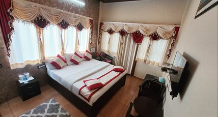 The Ranikhet Continental- Himalaya Valley View Room Type - Super Deluxe with balcony