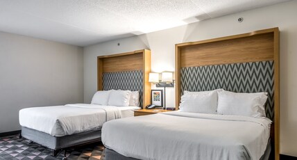 Holiday Inn INDIANAPOLIS DOWNTOWN Room Type - 2 Queen Standard