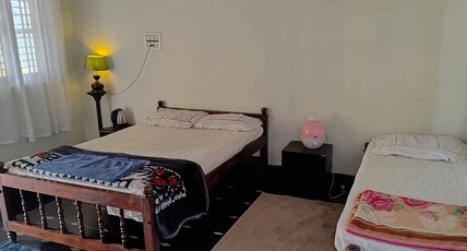 Joe's homestay Room Type - Quad  room