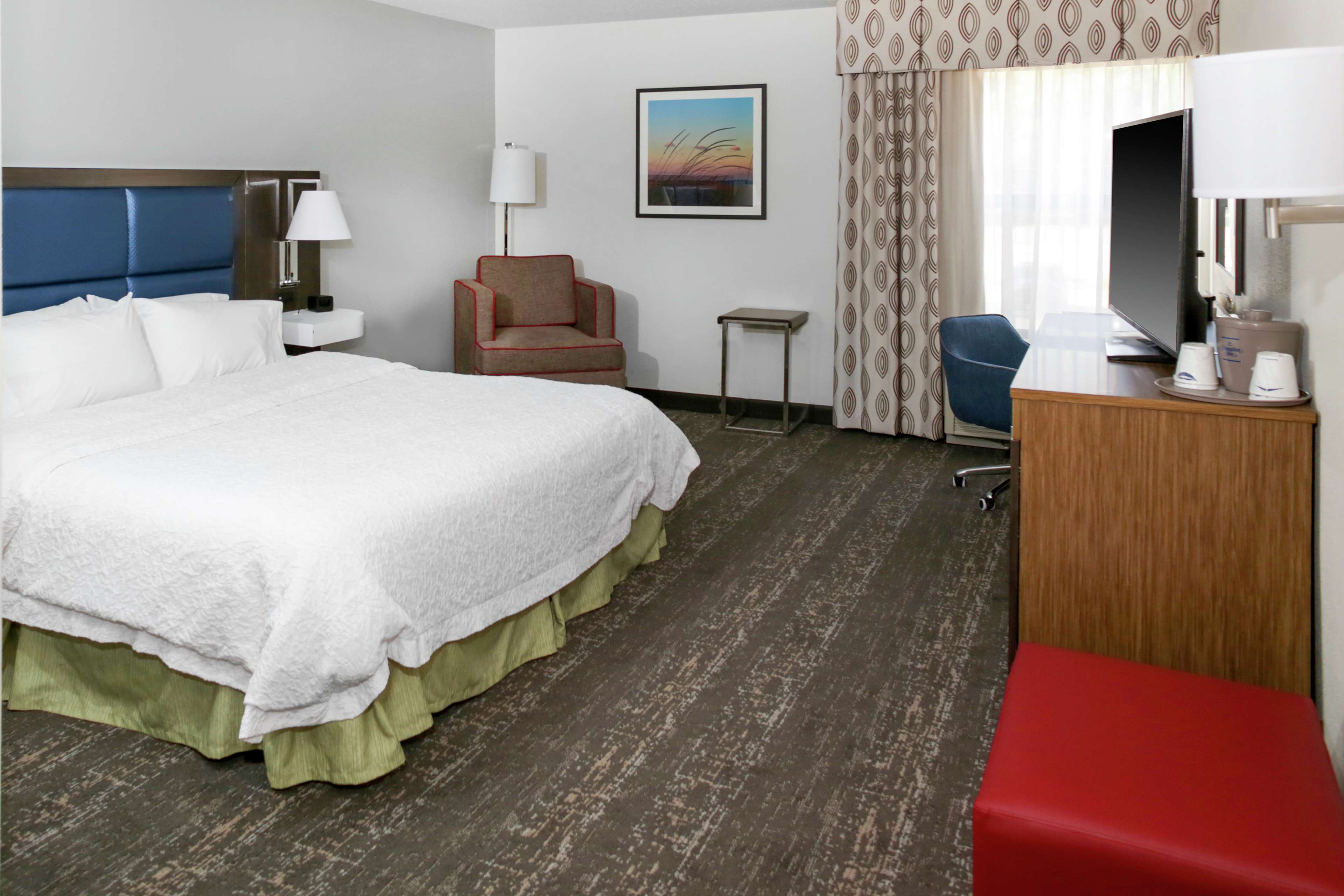 Hampton Inn by Hilton Portage - Tap to explore photos