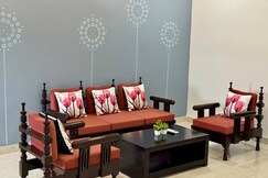 Homey Hideaway  Your home away from home