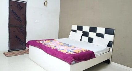 FabHotel AB Room Type - Deluxe Room