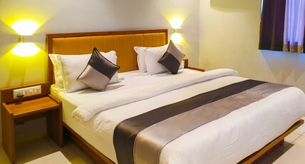 Hotel Nova Star Room Type - DELUXE AC ROOM