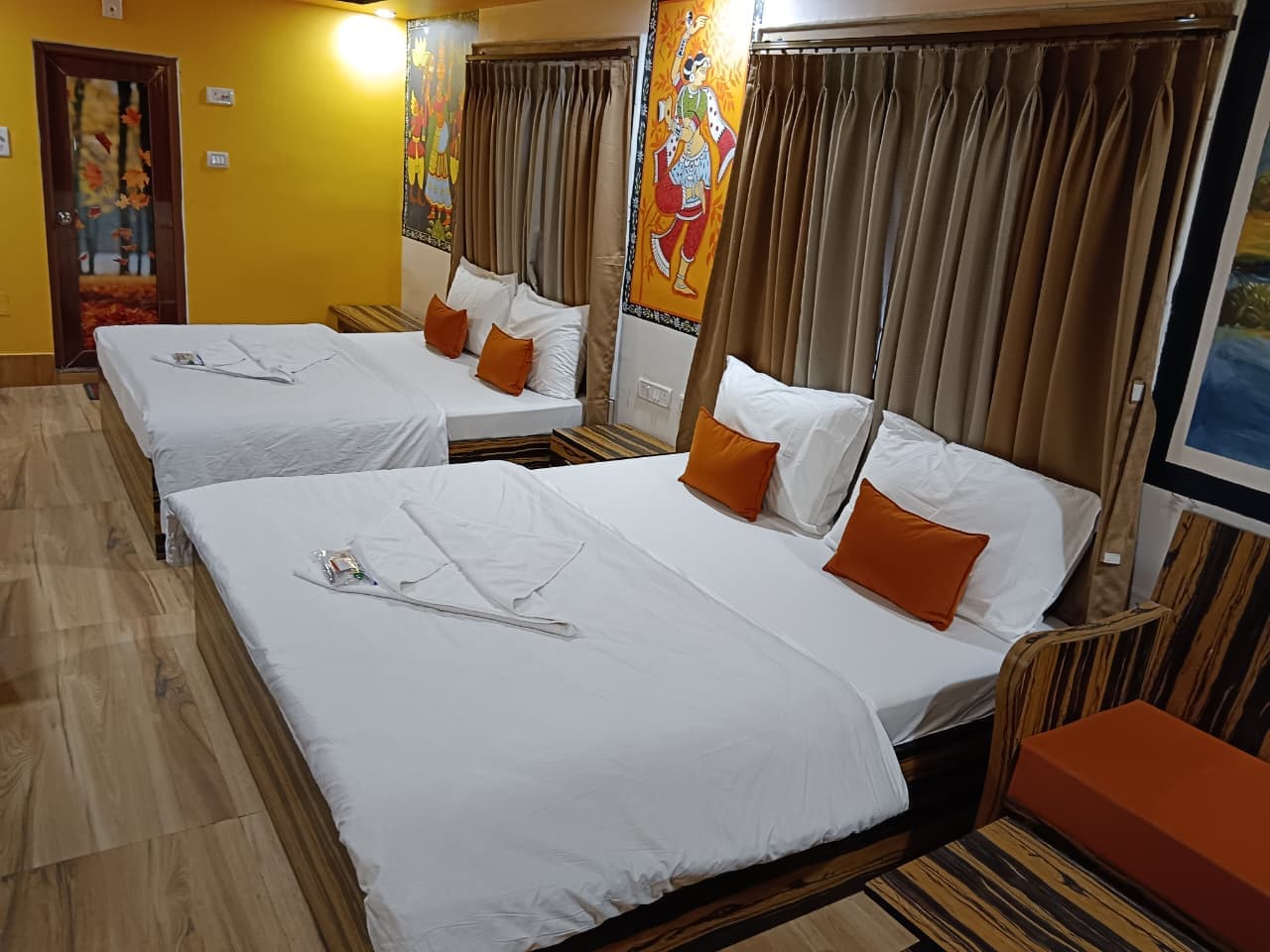 Hotel Dinantika International - Tap to explore photos
