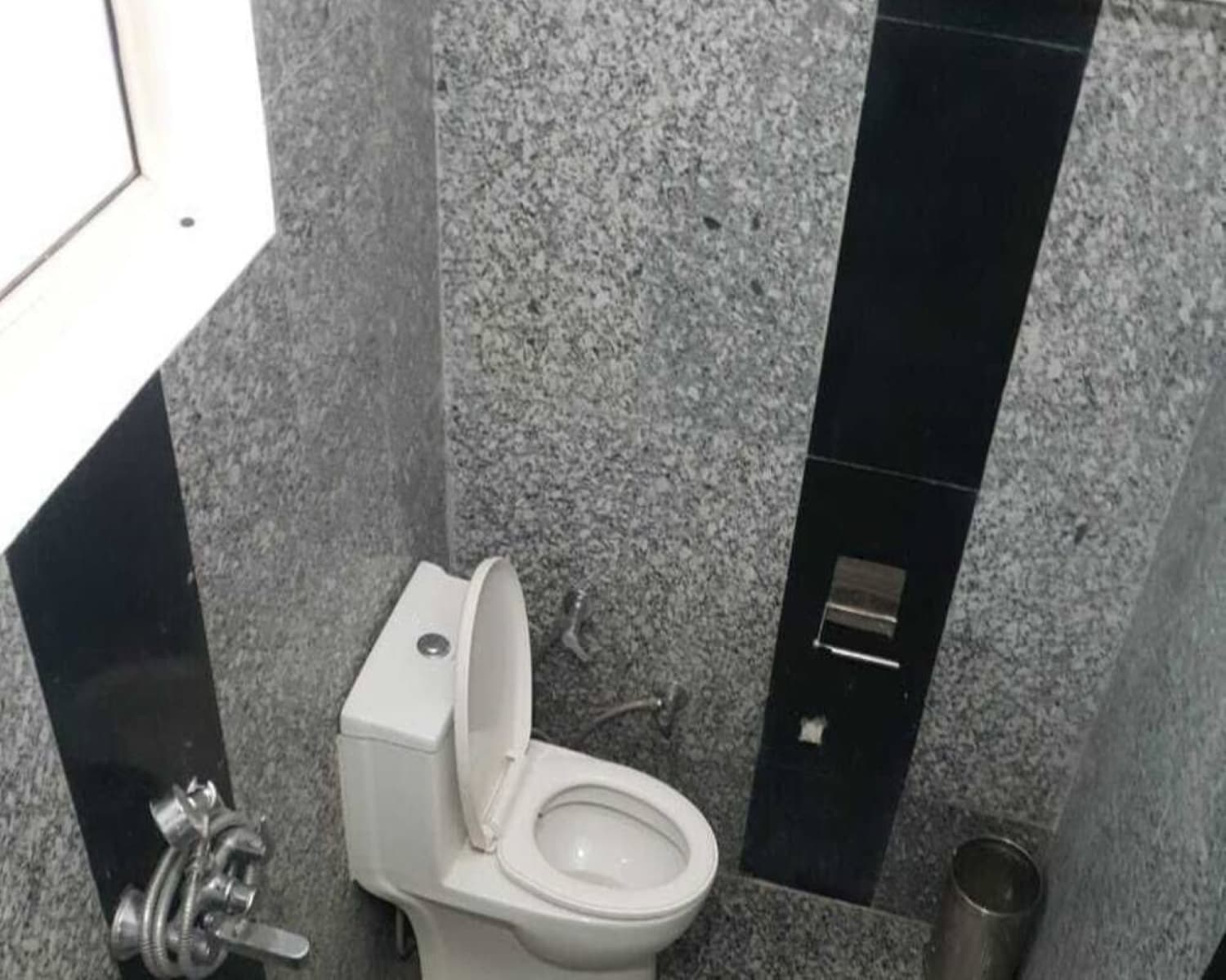 Hotel Rudraksh - Tap to explore photos