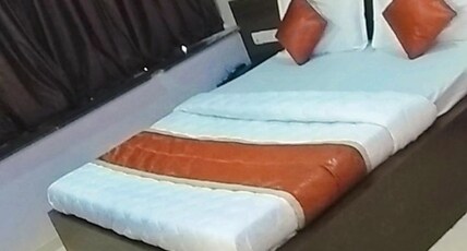 Keshav Hotel & Resort Room Type - Standard AC Room