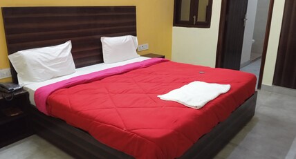 HOTEL UDAY INN Room Type - SUPER DELUXE