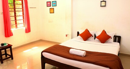 Aashikha farm house Room Type - Deluxe (With pool and Breakfast)