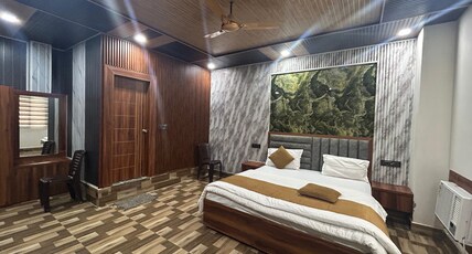 Hotel Shri Dauji Maharaj Palace Near Gokul Room Type - Family Room