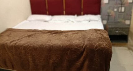 Shree Mahakal Lok Guest House and Restaurant Room Type - Bedroom 1