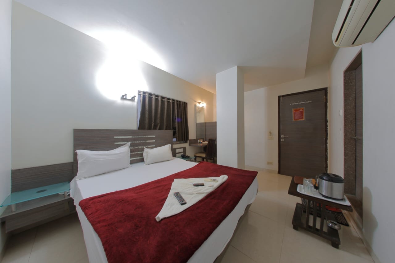 Hotel Sagar Inn - Tap to explore photos