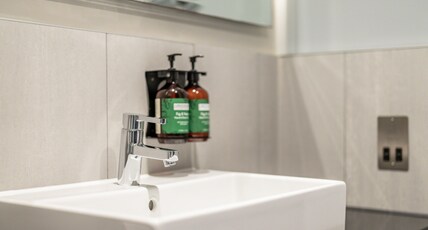 Crowne Plaza ABERDEEN AIRPORT Room Type - STANDARD