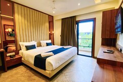 The Velar Hotel, Vijay Nagar