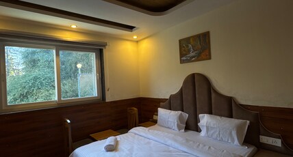 Chalet De Nature | Rooftop Sitting x WIFI Room Type - Rustic
