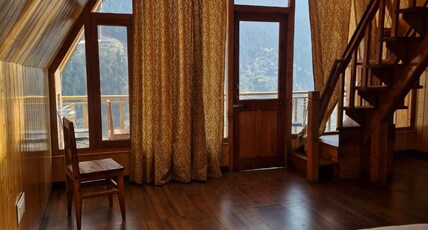 Emberwood Jibhi Room Type - Family Suite with Balcony