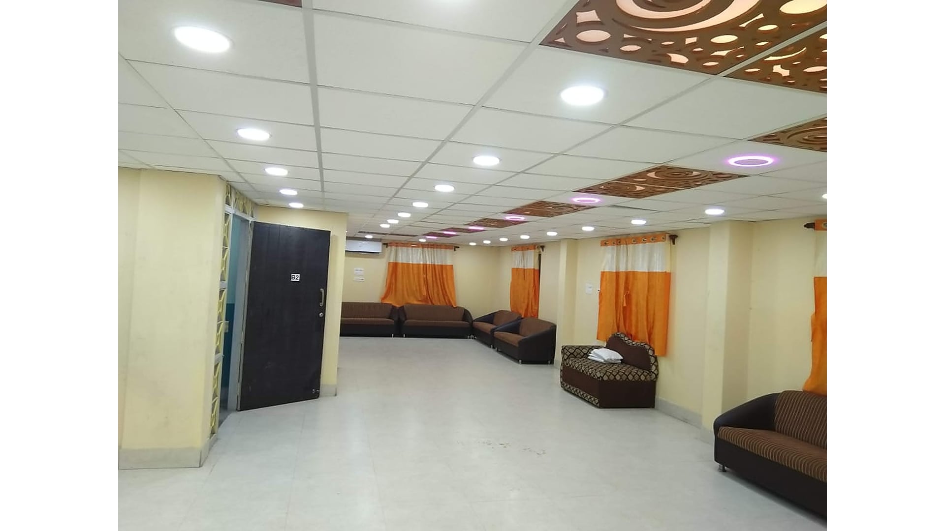CoCo INN in South Kolkata - Tap to explore photos