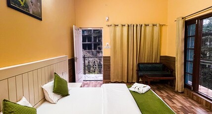 Hotel Vacation Home Room Type - Serene, Comfortable Double bedroom-Mountain view private Balcony