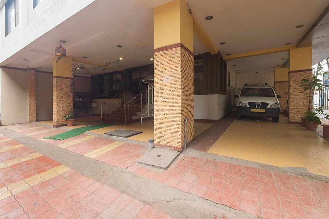 Hotel Laxmi GH - Tap to explore photos