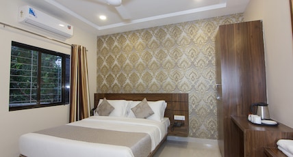 Strand Resort Room Type - Super Deluxe Strand Resort Room Type - Super Deluxe