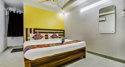 FabHotel Grand Sheela Room Type - Premium Room