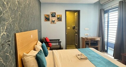 PHP BOUTIQUE TOWNHOUSE Room Type - King Suite with Balcony