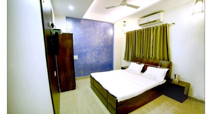 Om Shree Yatri Niwas Room Type - Deluxe  double Bed AC Room