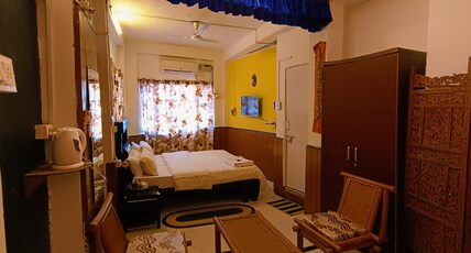 Mcleodganj Bed & Breakfast Room Type - Master Room
