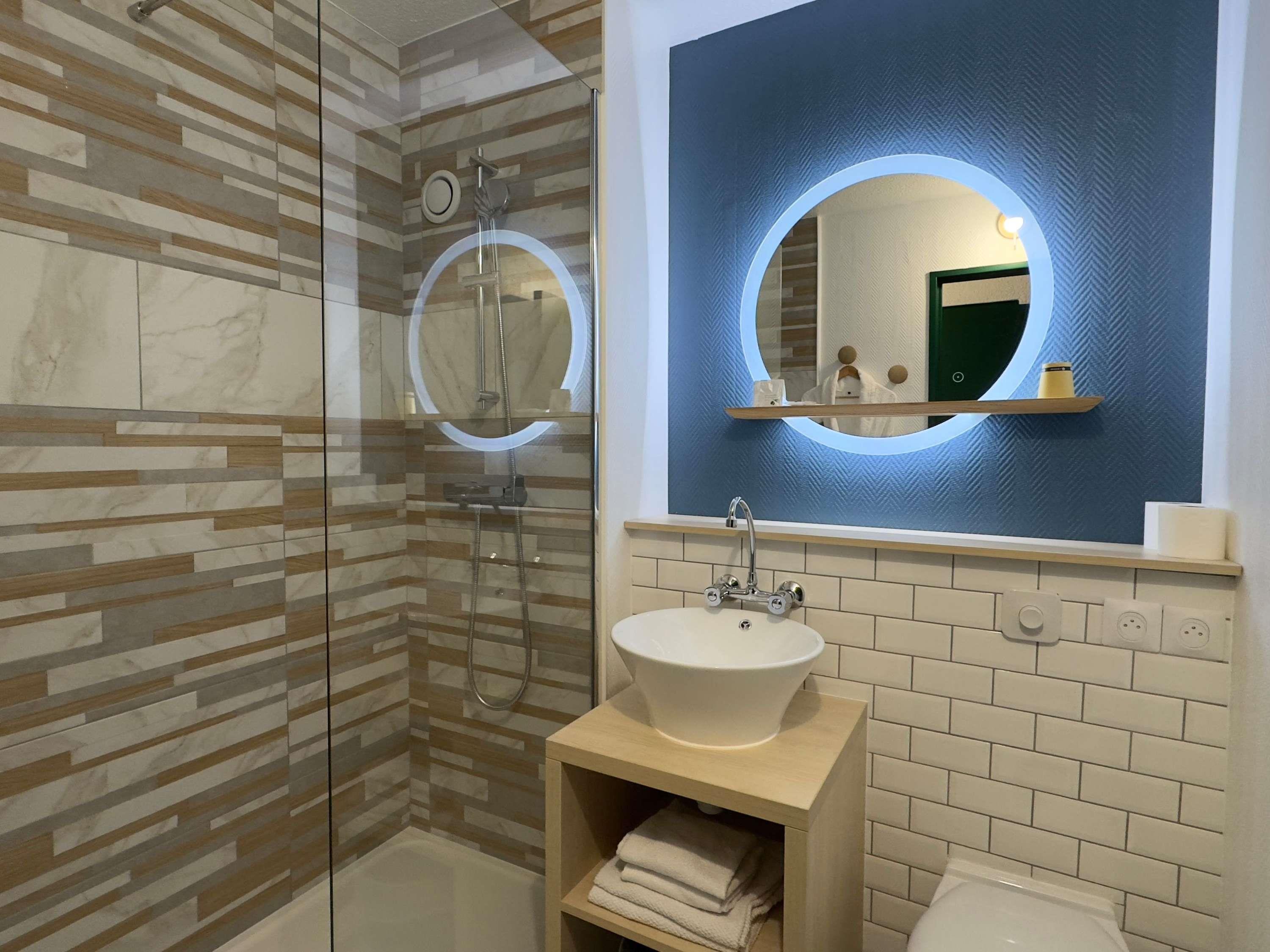 ibis Styles Paris Hippodrome de Vincennes (11/2024) - Tap to explore photos