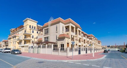 ELIVAAS Curated Spacious JVC Studio, Near Dining and Shops Room Type - Spacious JVC Studio, Near Dining and Shops