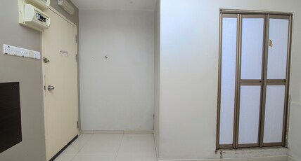 Hotel O Nice Stay Three Six Five Services Room Type - Deluxe Queen