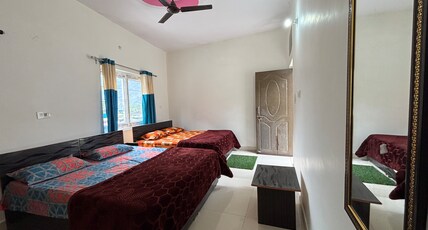 Paras Guest House Serene Mountain Retreat Room Type - Bedroom 7