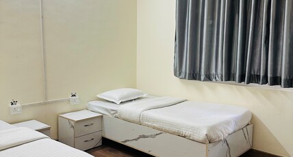 Elite stays viman nagar Room Type - Dual sharing bedroom