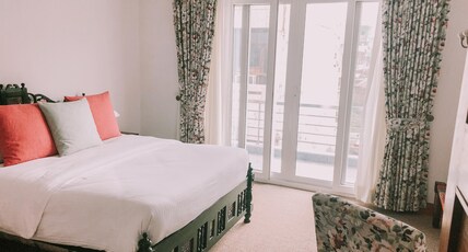 The Mahal Apartment | Rooms & Caretaker Room Type - Kasauli Suite