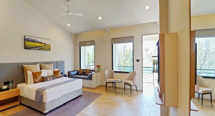 Palette Hotel Orient Greenz by CheckIn, Pench Room Type - EXECUTIVE SUITE WITH BALCONY