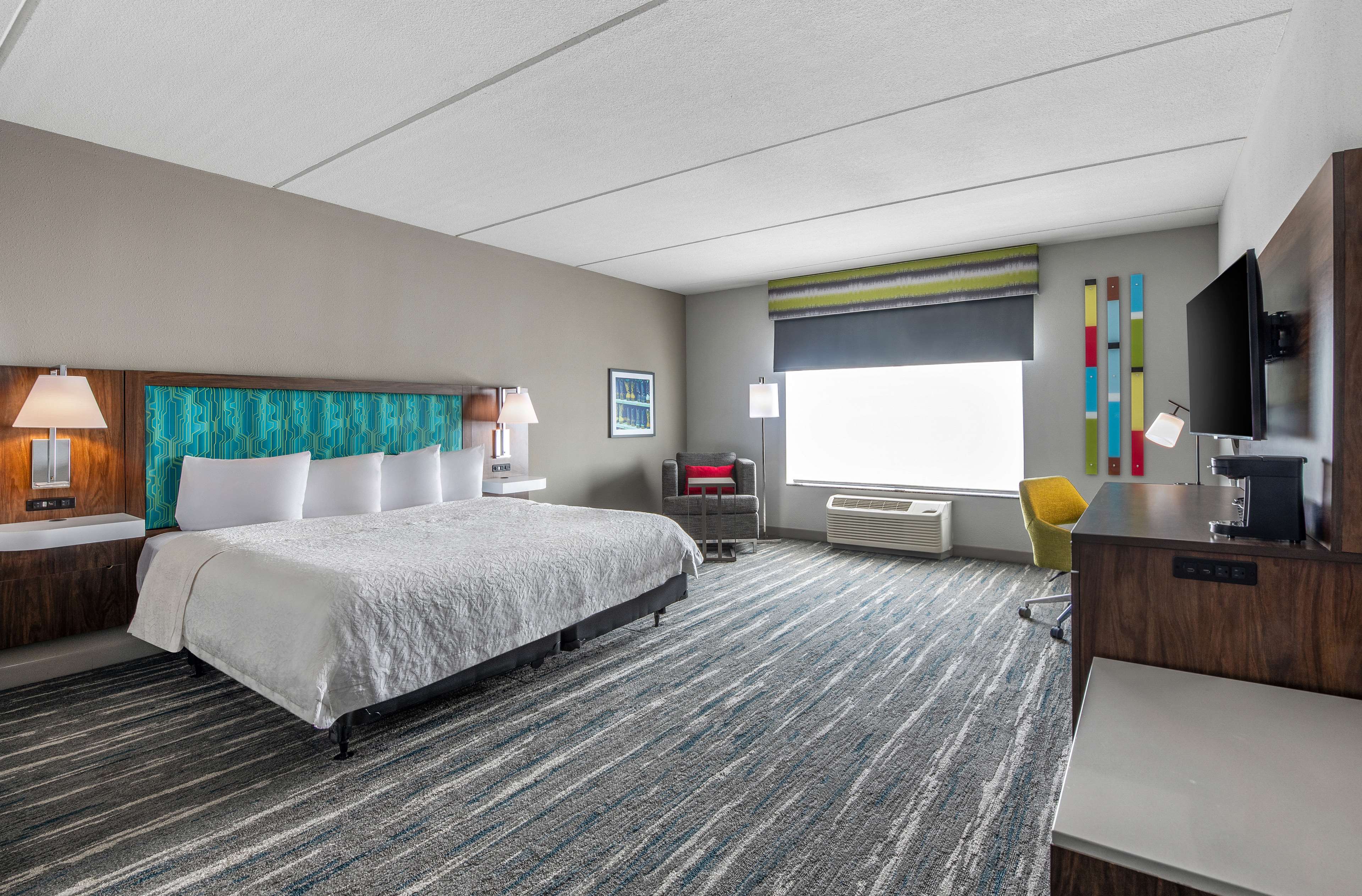 Hampton Inn & Suites-Dallas Allen - Tap to explore photos
