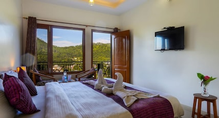 Hotel Apple Inn Room Type - Luxury Room Hotel Apple Inn Room Type - Luxury Room