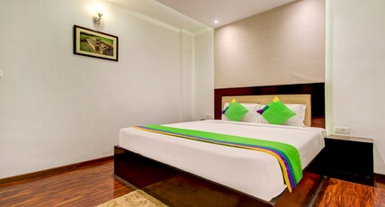 Treebo The Sai Leela Suites Room Type - Standard Room