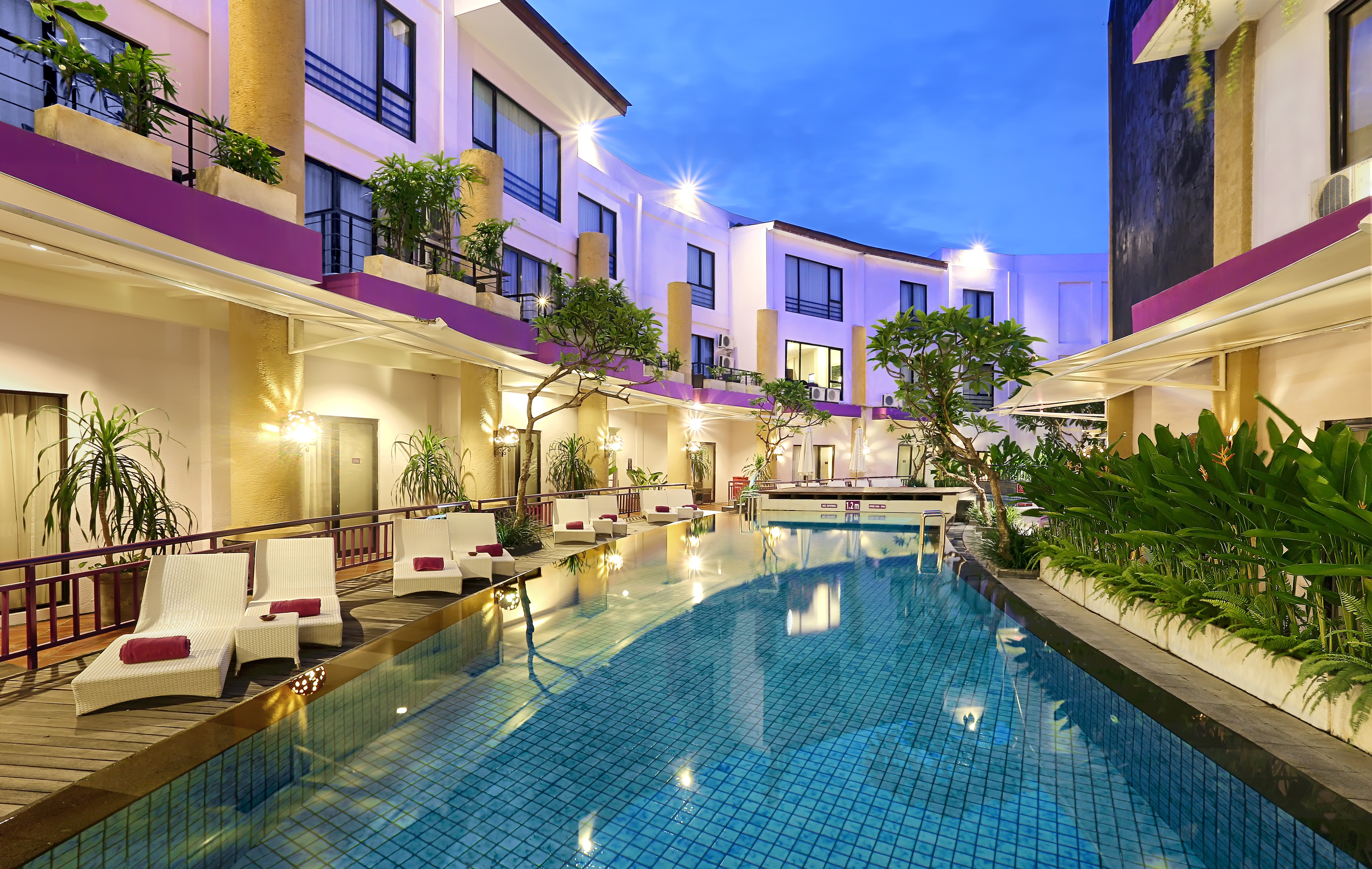 Kuta Central Park Hotel - Tap to explore photos