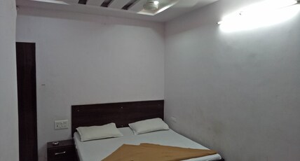 Hotel Tushar Room Type - Deluxe Non Ac