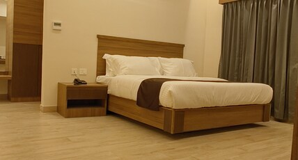 HOTTEL SARADDHA GRANDE Room Type - Imperial Suite