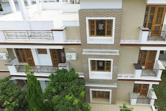 Harisharnam Homestay | 2 Kms From IT PARK