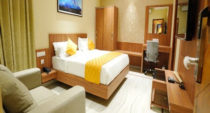 Hotel Valley Vista Room Type - Deluxe Room